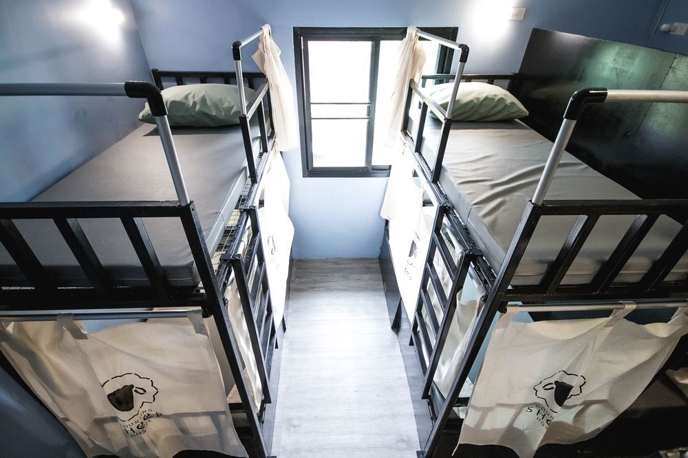 Counting Sheep Hostel Bangkok Esterno foto