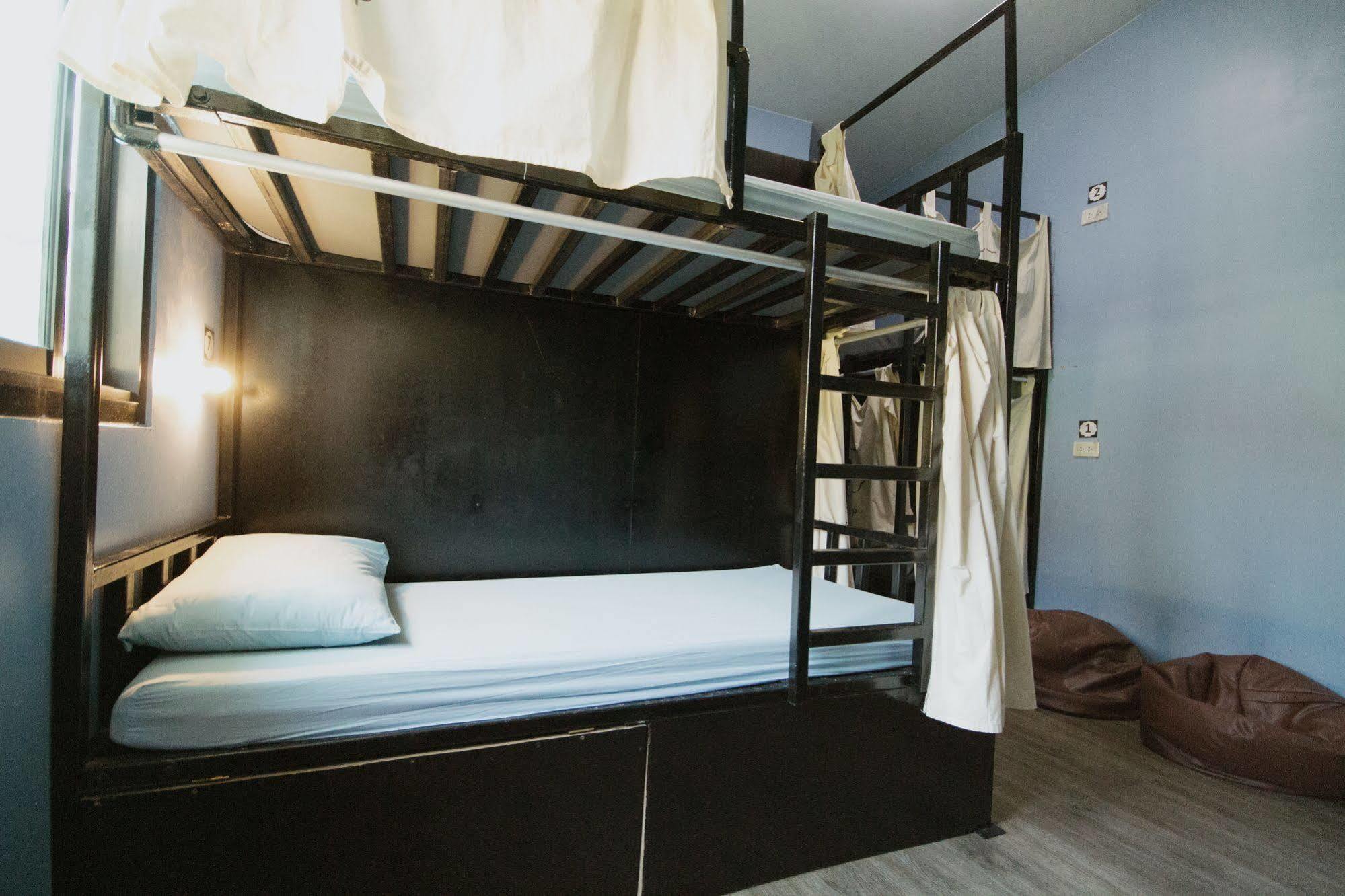Counting Sheep Hostel Bangkok Esterno foto