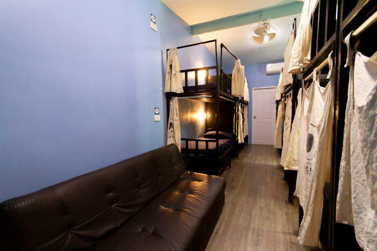 Counting Sheep Hostel Bangkok Esterno foto