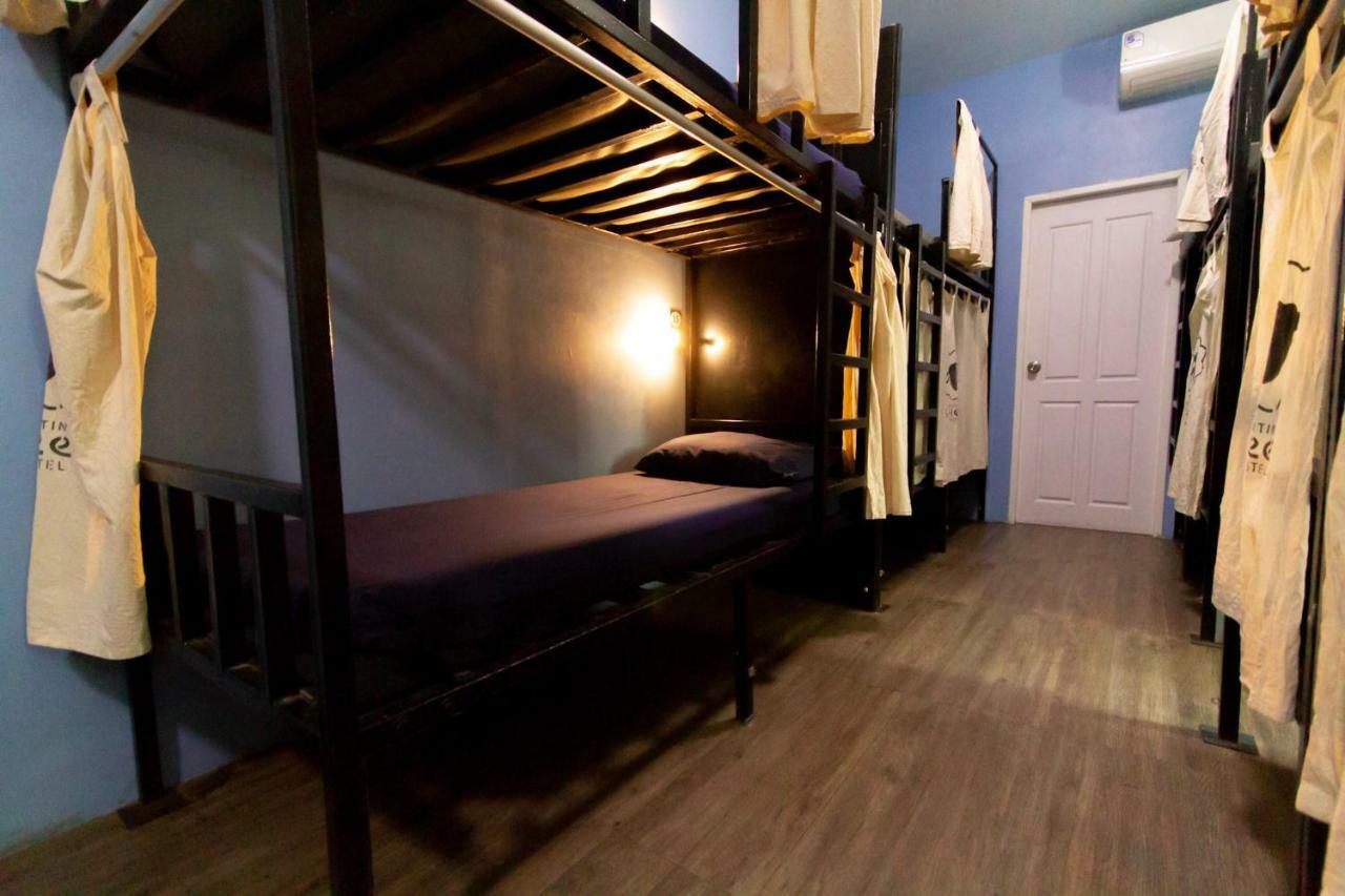 Counting Sheep Hostel Bangkok Esterno foto